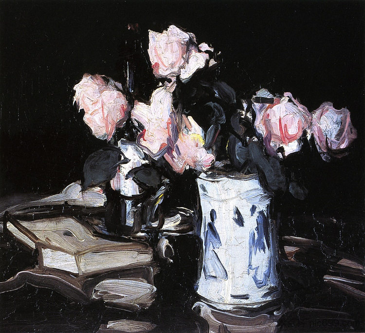 玫瑰在蓝色和白色花瓶，黑色背景 Roses in a Blue and White Vase, Black Background (1904)，塞缪尔·佩普卢