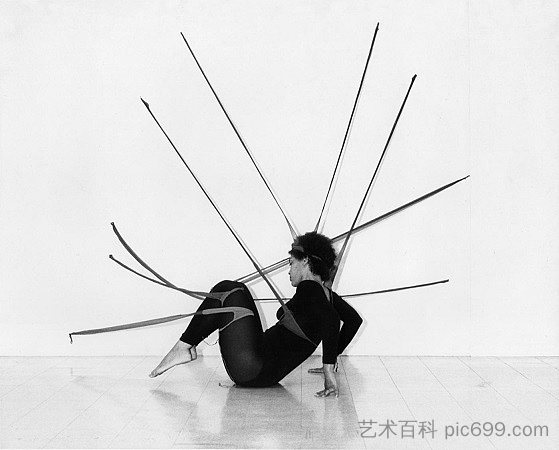 表演作品（细节，摄影：Harmon Outlaw） Performance Piece (detail, Photo by Harmon Outlaw) (1977)，嫩古迪床