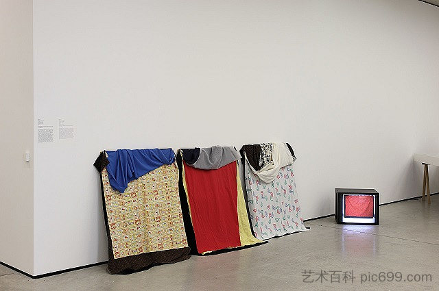 布 Cloths (1967)，西蒙娜·福尔蒂