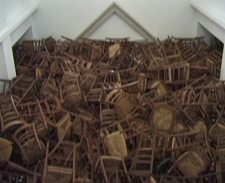 特拉弗斯椅子 Les Chaises de Traverse (1998)，川俣忠志