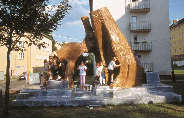 战斗纪念碑 Bataille Monument (2002)，赫希霍恩