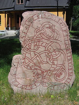 塔比的符石 Runestone in Täby (c.1100)，维京艺术