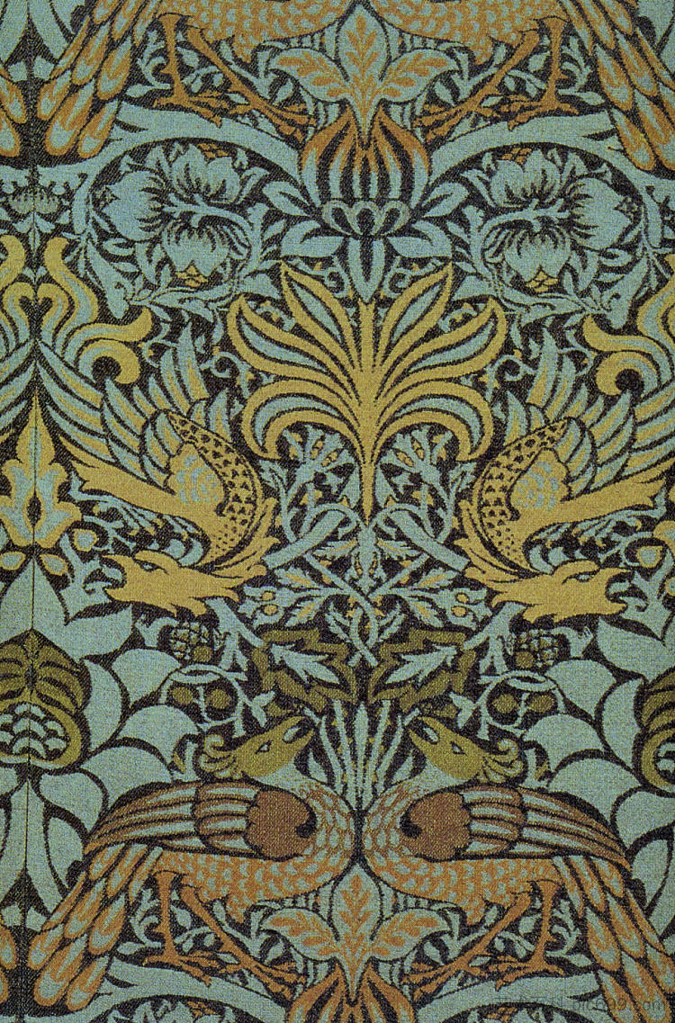 孔雀龙织羊毛家具面料 Peacock and Dragon woven wool furnishing fabric (1878)，威廉·莫里斯